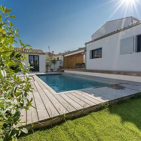 Maison Familiale Pour 10 Avec Patio Et Piscine A - Fr-1-835-29 Vila La Flotte