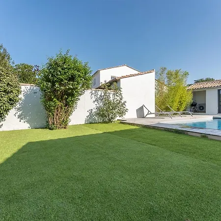 Maison Familiale Pour 10 Avec Patio Et Piscine A - Fr-1-835-29