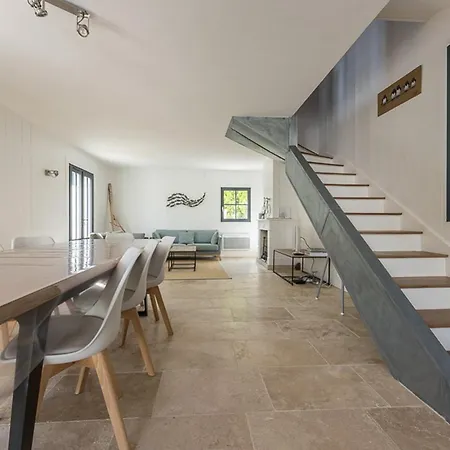 Maison Familiale Pour 10 Avec Patio Et Piscine A - Fr-1-835-29 Vila