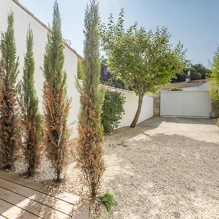 Maison Familiale Pour 10 Avec Patio Et Piscine A - Fr-1-835-29 * La Flotte