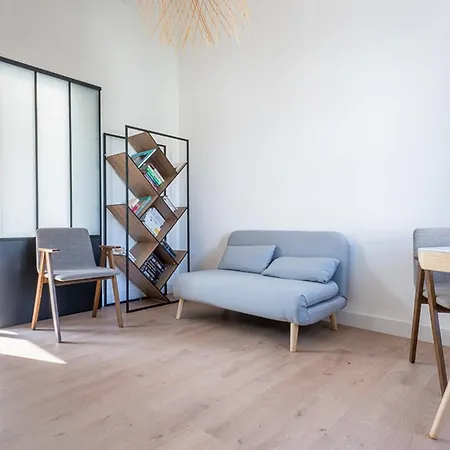 Maison Familiale Pour 10 Avec Patio Et Piscine A - Fr-1-835-29 *