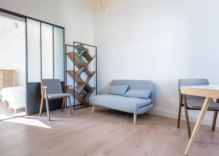 Maison Familiale Pour 10 Avec Patio Et Piscine A - Fr-1-835-29 *